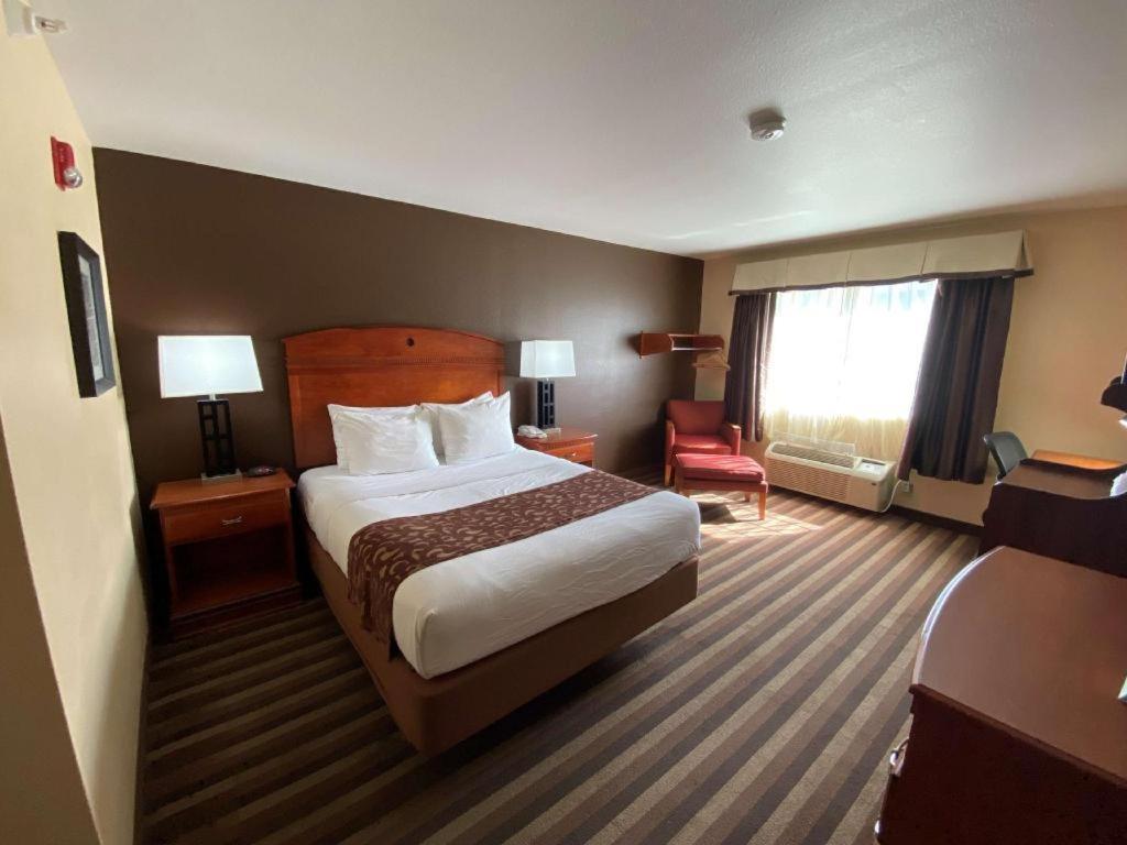 Best Western Manhattan Inn Kültér fotó