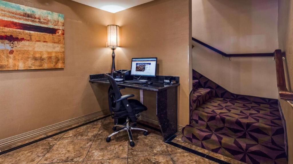 Best Western Manhattan Inn Kültér fotó